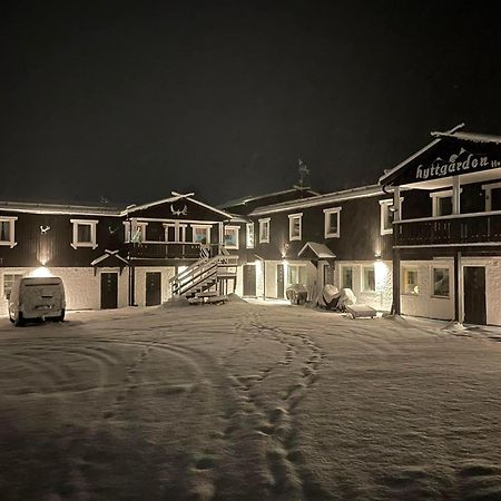 Ferienwohnung Areskutans Laegenhet Med Laddning Foer Bil 22Kw Husa Exterior foto
