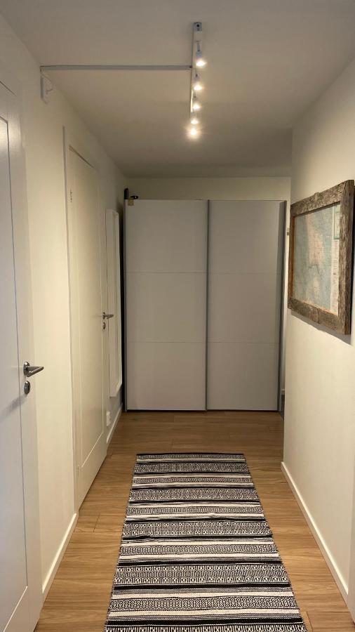 Ferienwohnung Areskutans Laegenhet Med Laddning Foer Bil 22Kw Husa Exterior foto