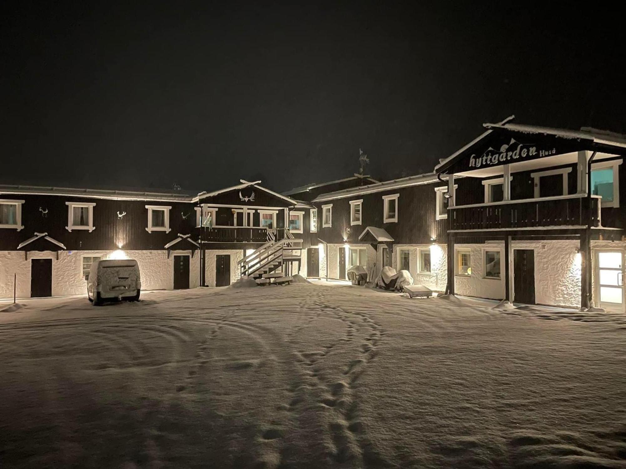 Ferienwohnung Areskutans Laegenhet Med Laddning Foer Bil 22Kw Husa Exterior foto
